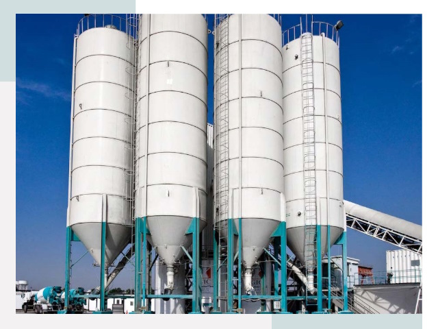 Строительство цементных силосов в Угличе